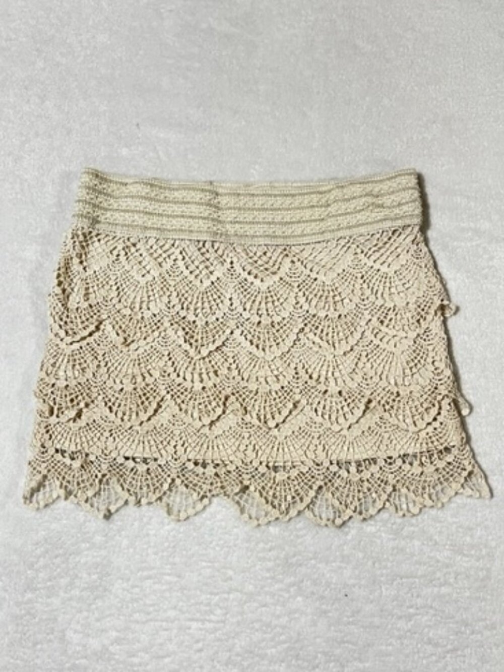Nabee 100% Cotton Tiered Crochet Mini Skirt Size Medium Cream